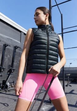 Under Armour 2.0 Vest - Waistcoat - Black/Pitch Gray