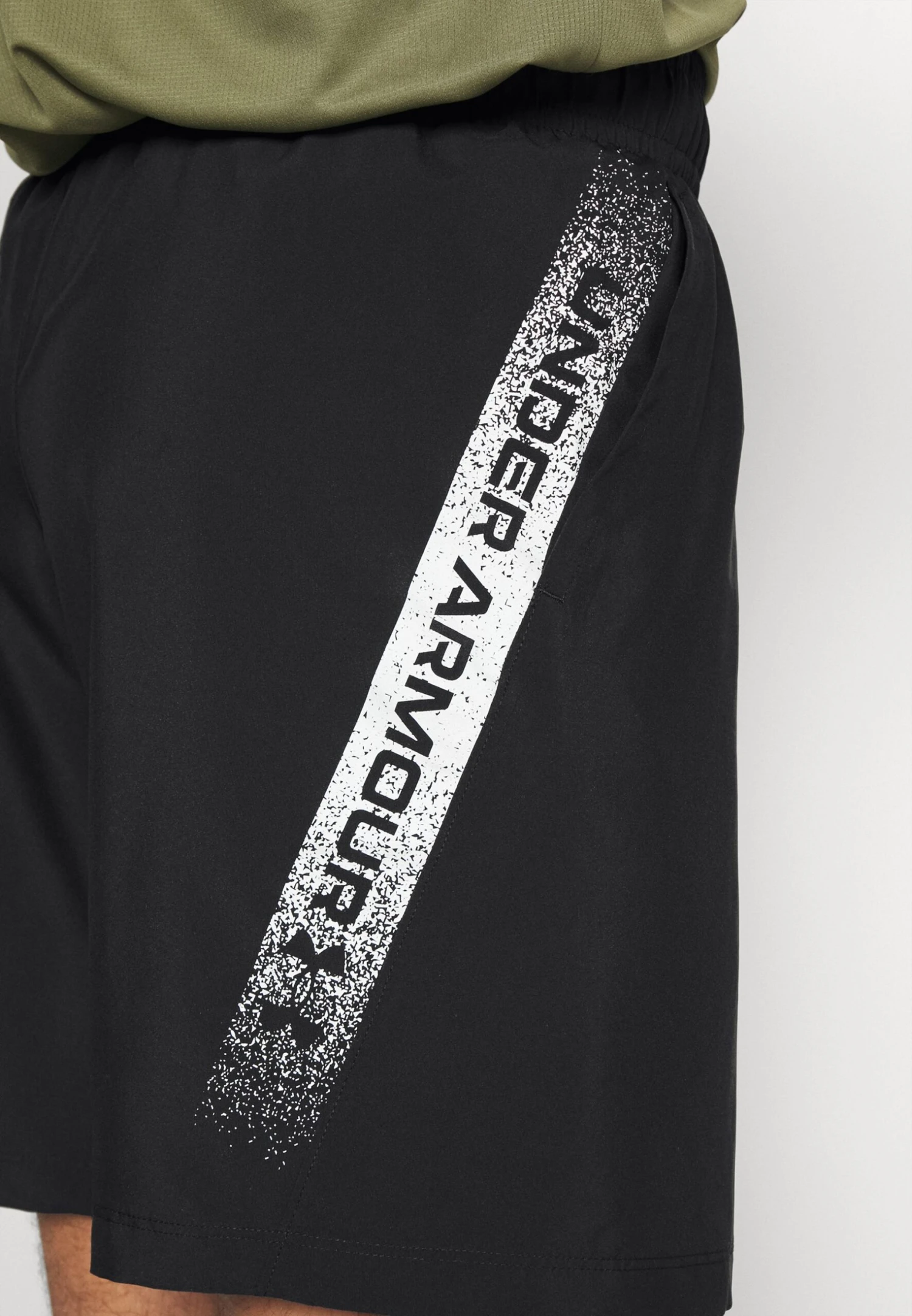 Under Armour Graphic- Sports Shorts - Black/White - Image 6