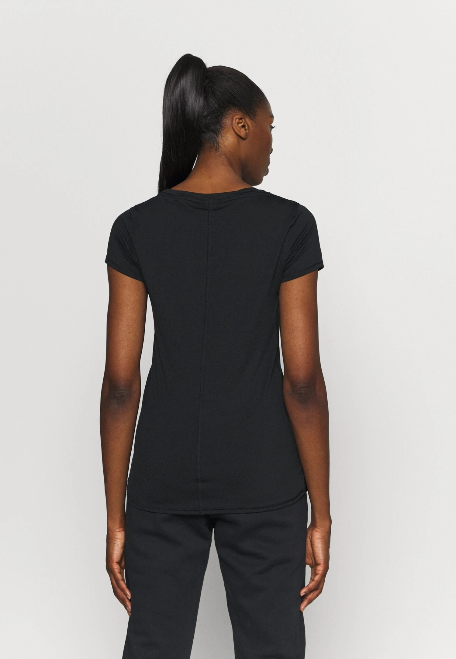 Under Armour Hg Ss-Pnk - Sports T-Shirt - Black - Image 3