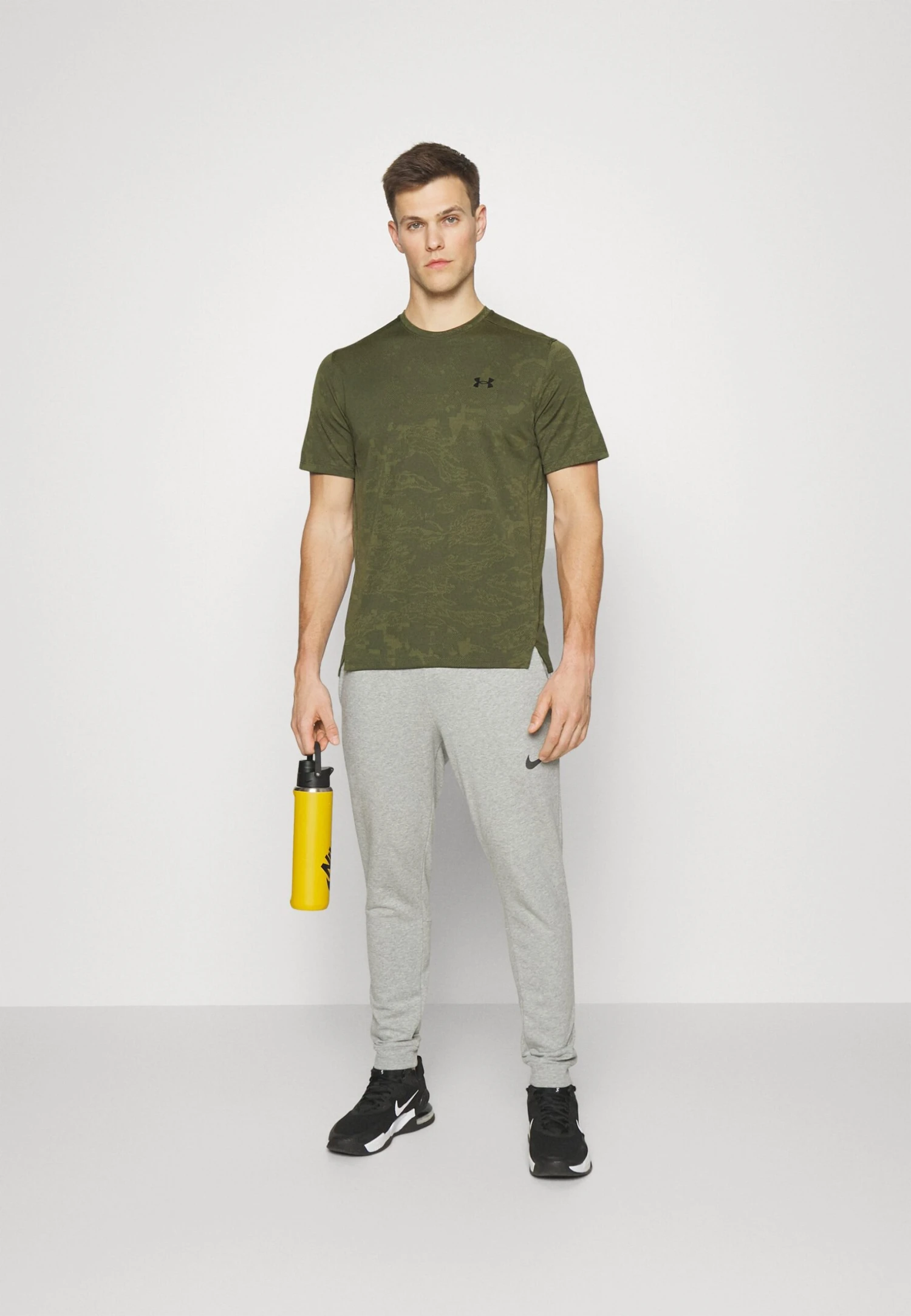 Under Armour Tech Vent Jacquard Ss - Sports T-Shirt - Marine Od Green/Black - Image 2