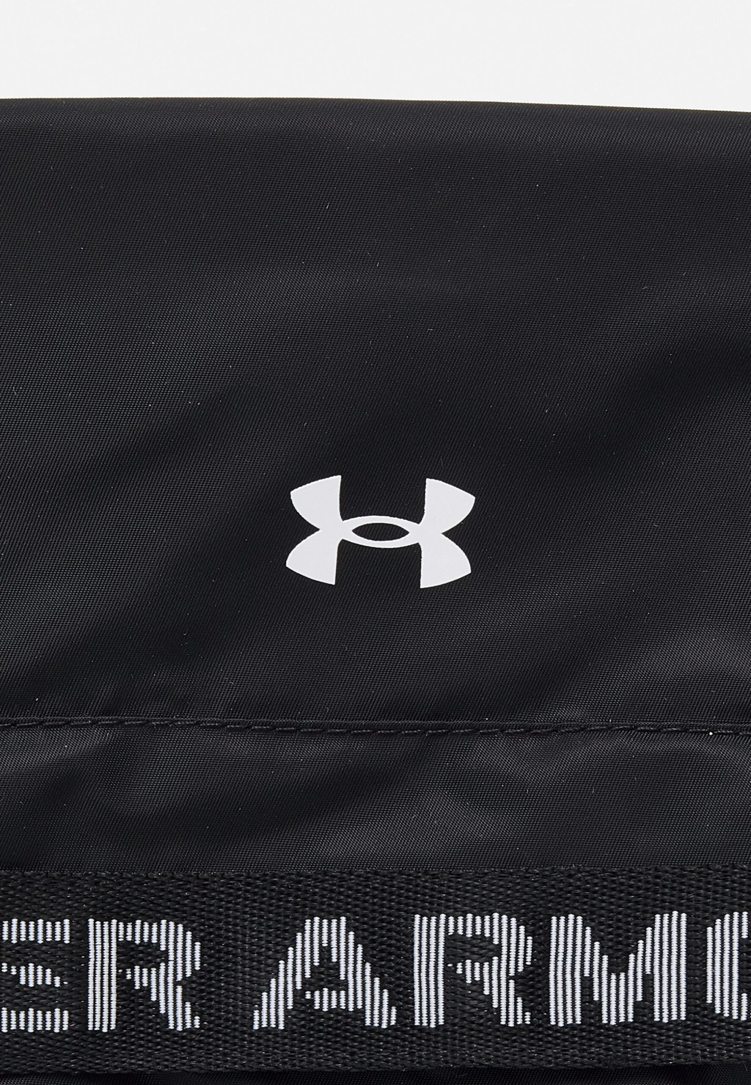 Under Armour Favorite Duffle - Sports Bag - Black/White - Image 5